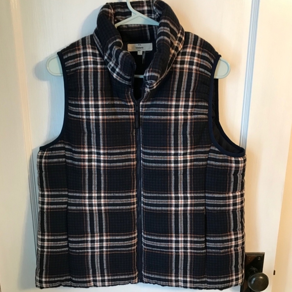 Entro Checkered Quilted Vest in Black and Orange